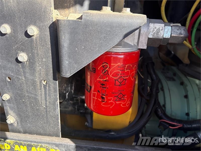 Sullair 425H 425 cfm Mobile Air Compressor مكابس