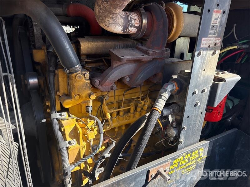 Sullair 425H 425 cfm Mobile Air Compressor مكابس