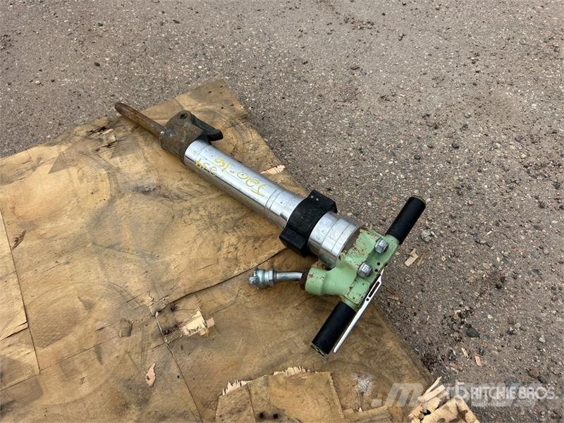 Sullair MPB60A Pneumatic 60 lb Paving Demolition Breaker チゼルプラウ