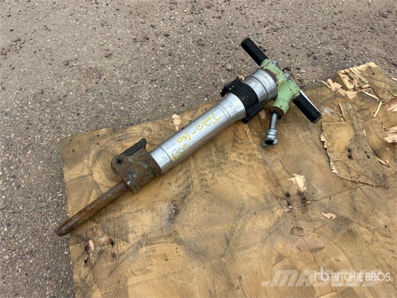 Sullair MPB60A Pneumatic 60 lb Paving Demolition Breaker チゼルプラウ