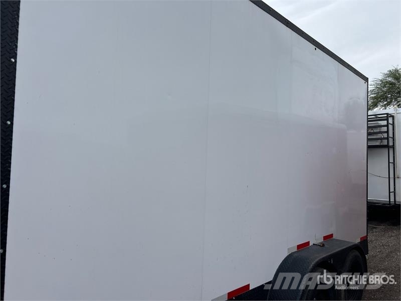  Sun Devil 16 ft T/A Enclosed Trailer Anhänger-Kastenaufbau