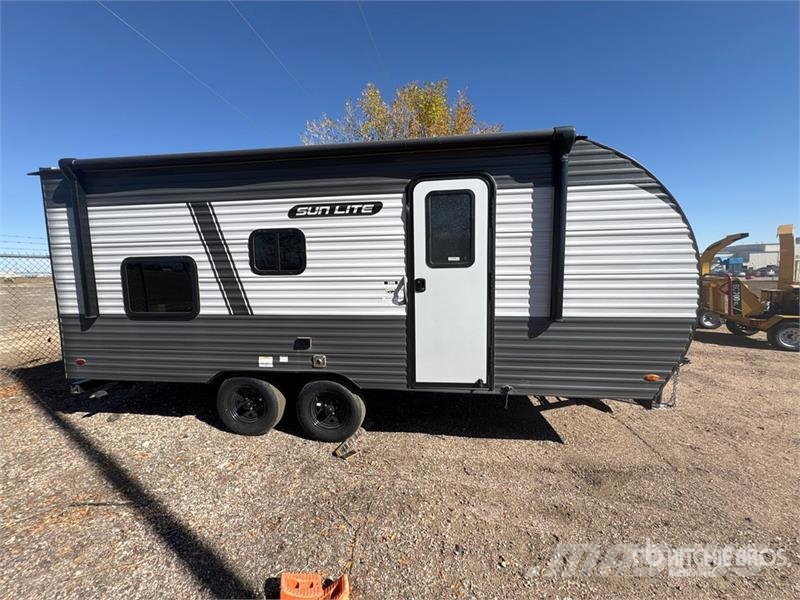  Sun Lite 21 ft 7 in T/A Travel Trailer 其他拖车