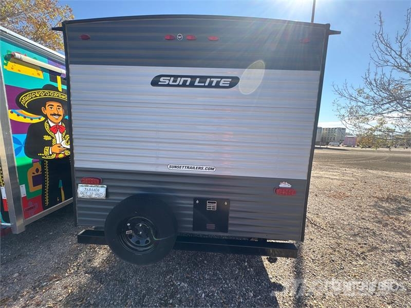  Sun Lite 21 ft 7 in T/A Travel Trailer 其他拖车