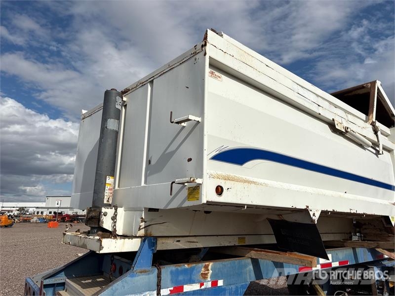Superior 2/Axle Rollback Transfer Trailer 傾卸式拖車