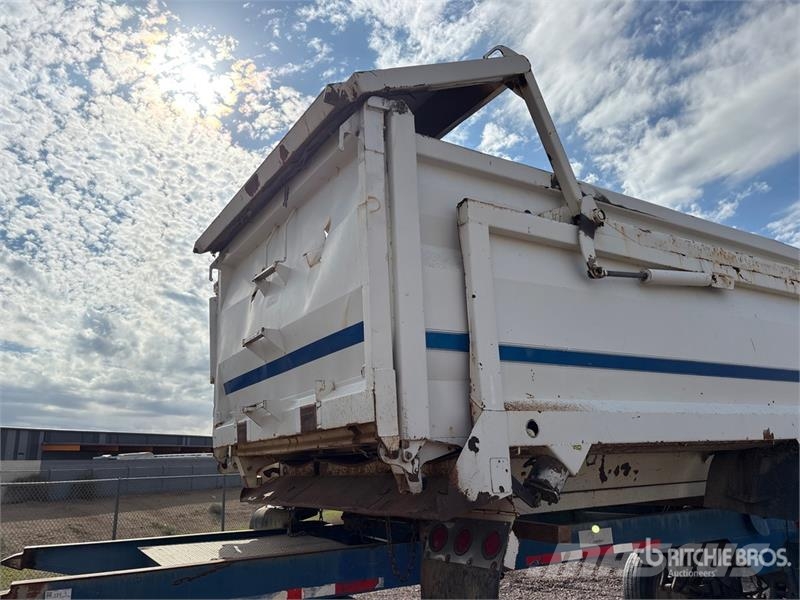 Superior 2/Axle Rollback Transfer Trailer 傾卸式拖車