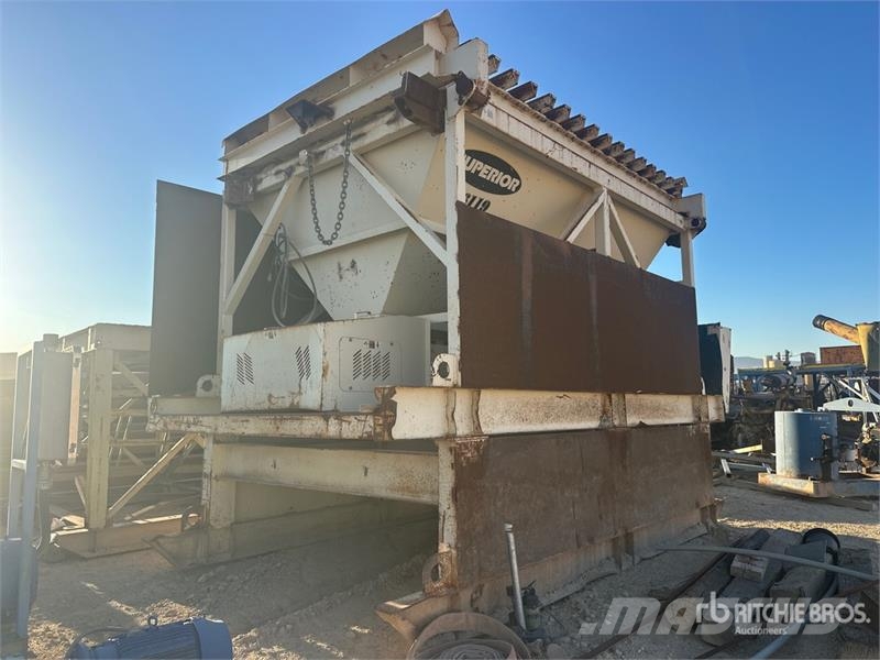 Superior Skid-Mounted Grizzly Screen Scalping grids
