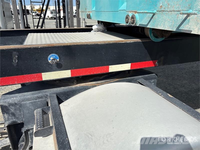 Superior Trailers 21 ft T/A Belly Dump Trailer Kipper