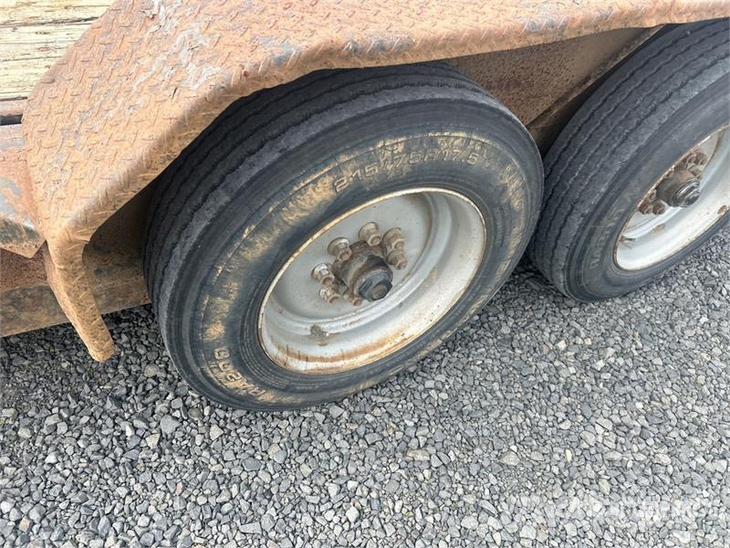 sure-trac 20 ft T/A Tilt Deck Trailer Zemie treileri