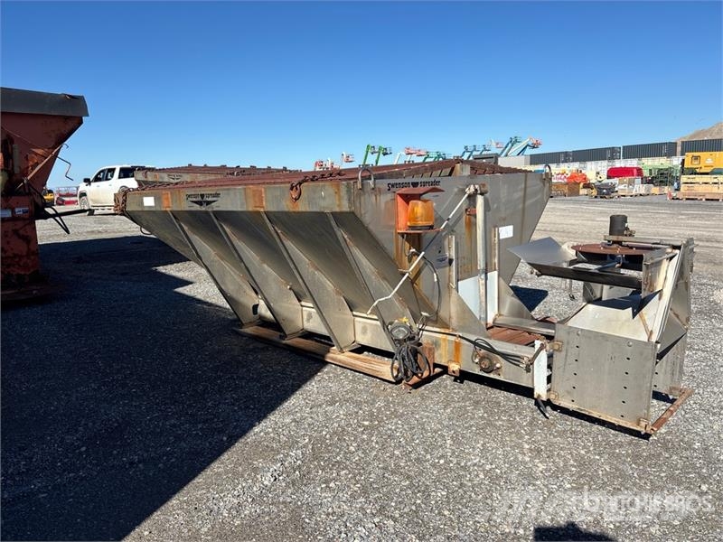 Swenson Salt Spreader 砂鹽撒布機