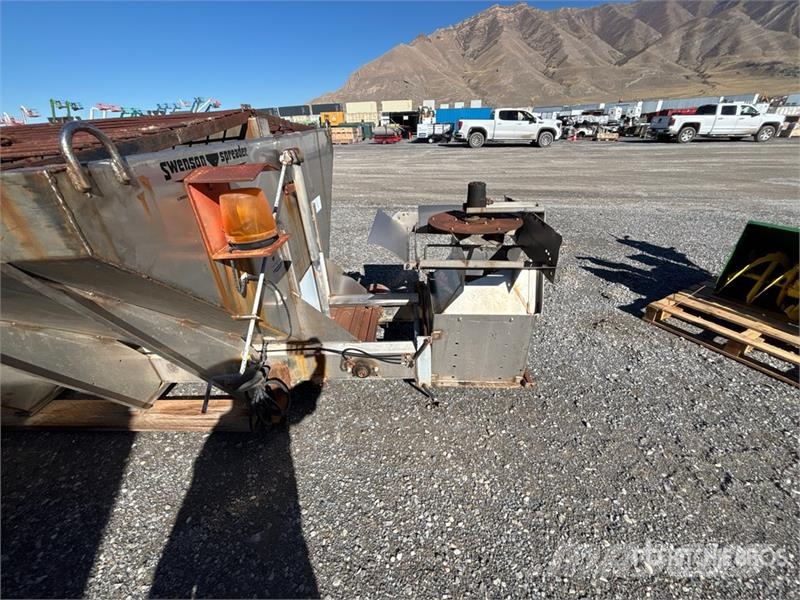 Swenson Salt Spreader 砂鹽撒布機