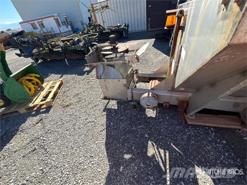 Swenson Salt Spreader 砂鹽撒布機