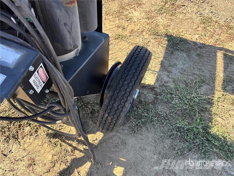 Swisher Electric Log Splitter 木材切割机