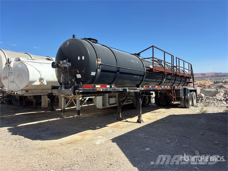 T/A Sludge Vacuum Tanker Trailer タンカートレーラー