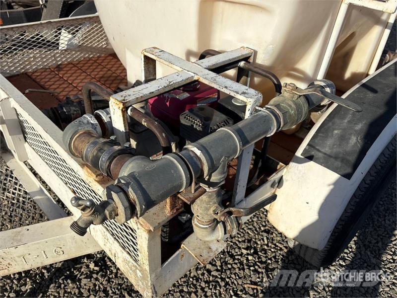  T/A Water Tank Trailer 其他貨車
