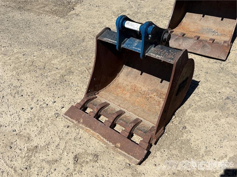 TAG 24 in Cleanup Excavator Bucket Skovle