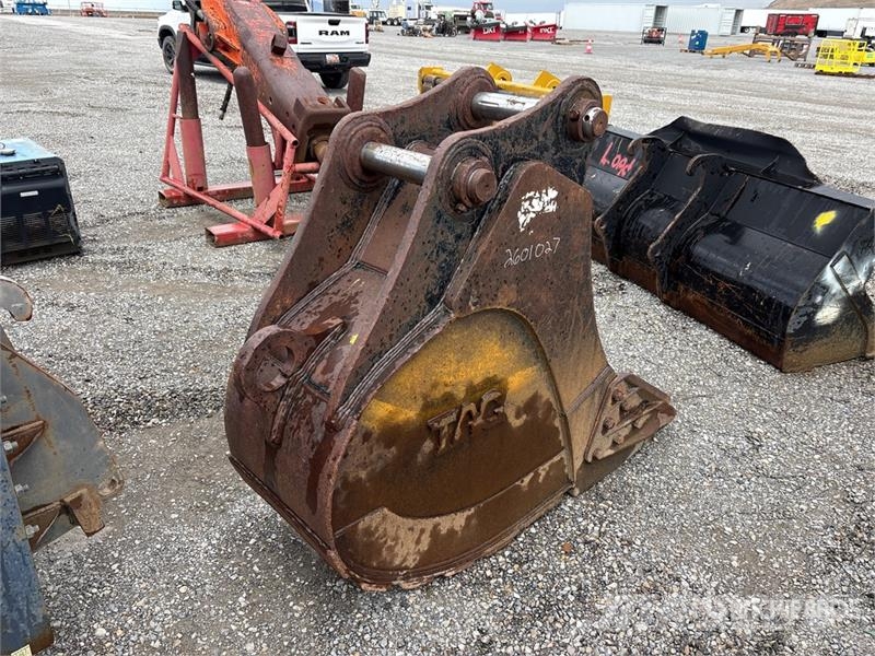 TAG 24 in Excavator Bucket Benne