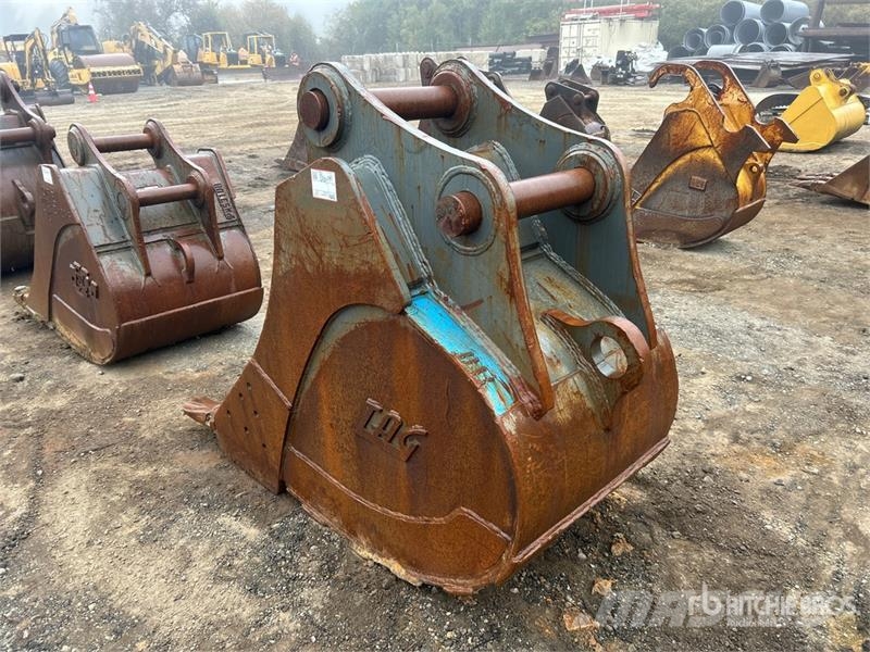 TAG 36 in Digging Excavator Bucket - Fits John Deere 3 Kausi