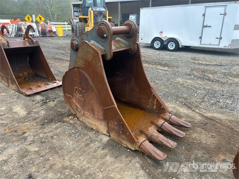TAG 36 in Digging Excavator Bucket - Fits John Deere 3 Kausi