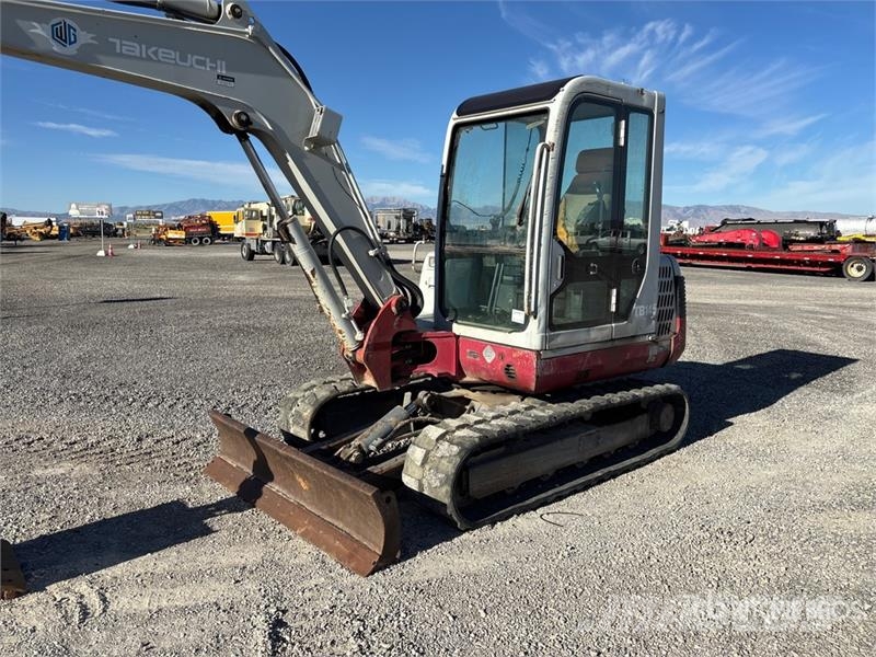 Takeuchi TB145 Mini excavatoare < 7t
