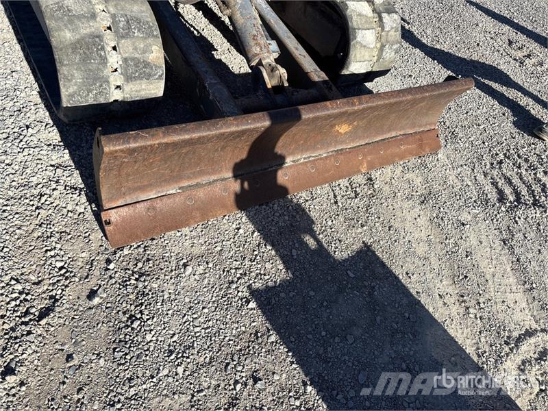 Takeuchi TB145 Mini excavatoare < 7t