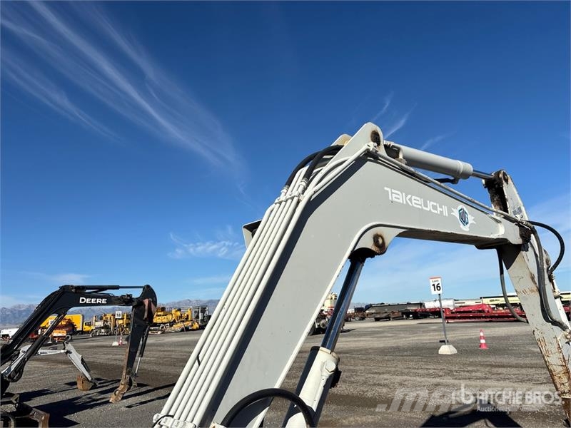 Takeuchi TB145 Mini excavatoare < 7t