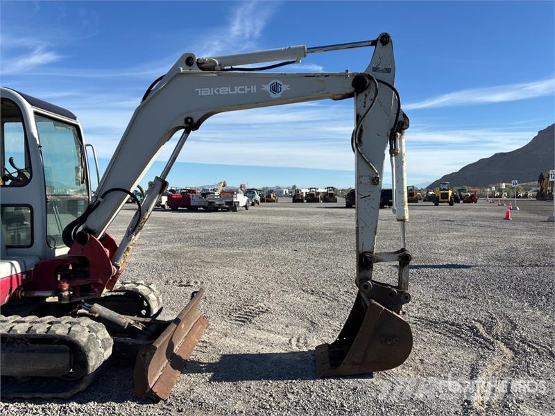 Takeuchi TB145 Mini excavatoare < 7t