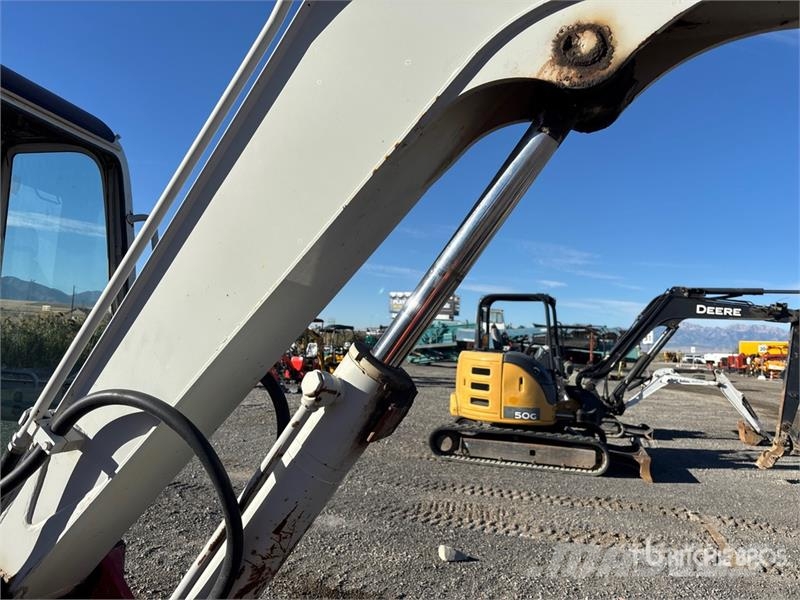 Takeuchi TB145 Mini excavatoare < 7t
