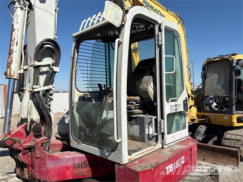 Takeuchi TB180FR Tracked Excavator Гусеничные экскаваторы