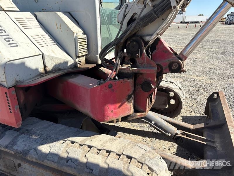 Takeuchi TB180FR Tracked Excavator Гусеничные экскаваторы