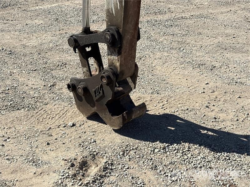 Takeuchi TB180FRC Gravemaskiner på larvebånd