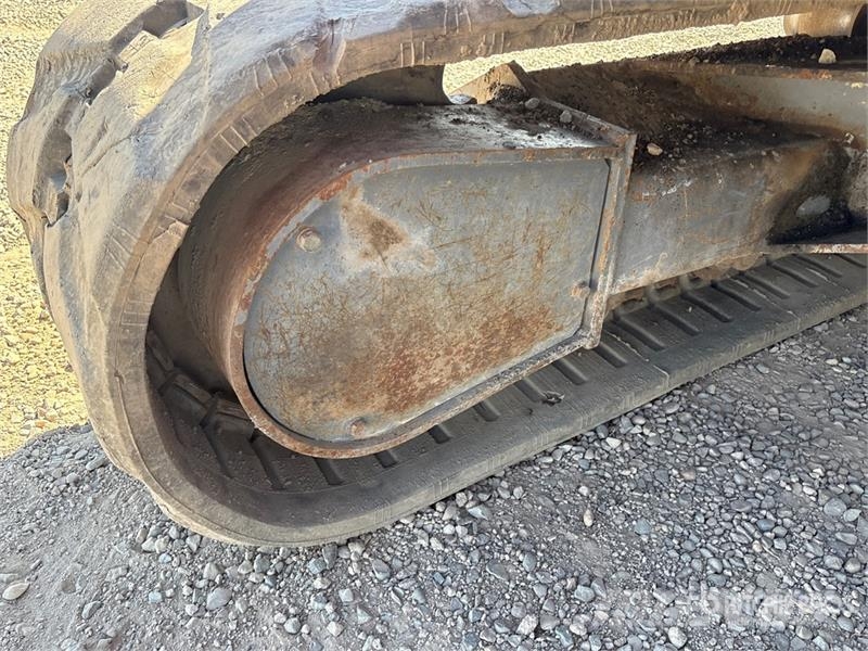 Takeuchi TB180FRC Gravemaskiner på larvebånd