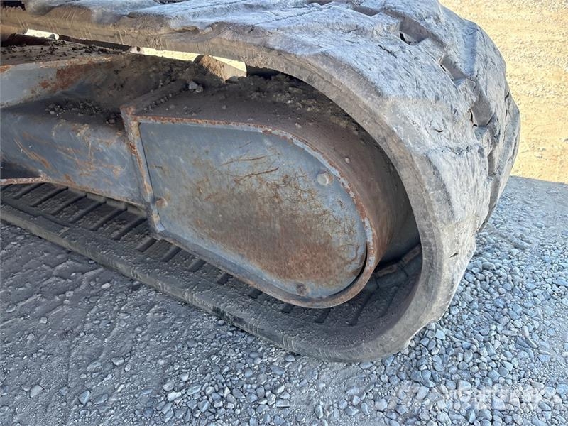 Takeuchi TB180FRC Gravemaskiner på larvebånd