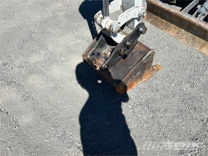 Takeuchi TB20e Electric Mini Excavator Mini bageri <7t