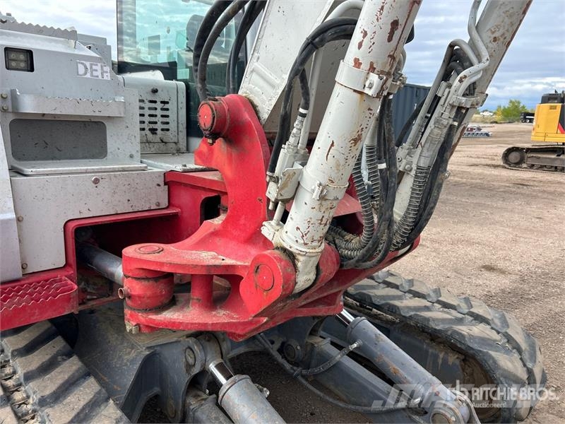 Takeuchi TB2150 Tracked Excavator Гусеничные экскаваторы