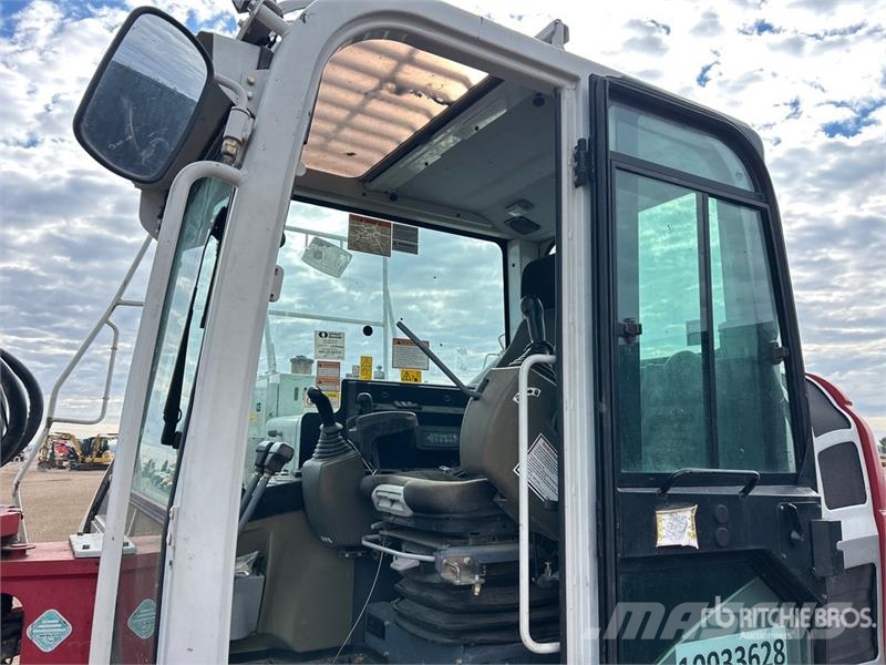 Takeuchi TB2150 Tracked Excavator Гусеничные экскаваторы