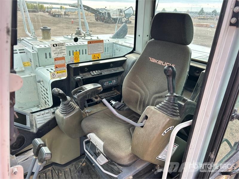 Takeuchi TB2150 Tracked Excavator Гусеничные экскаваторы