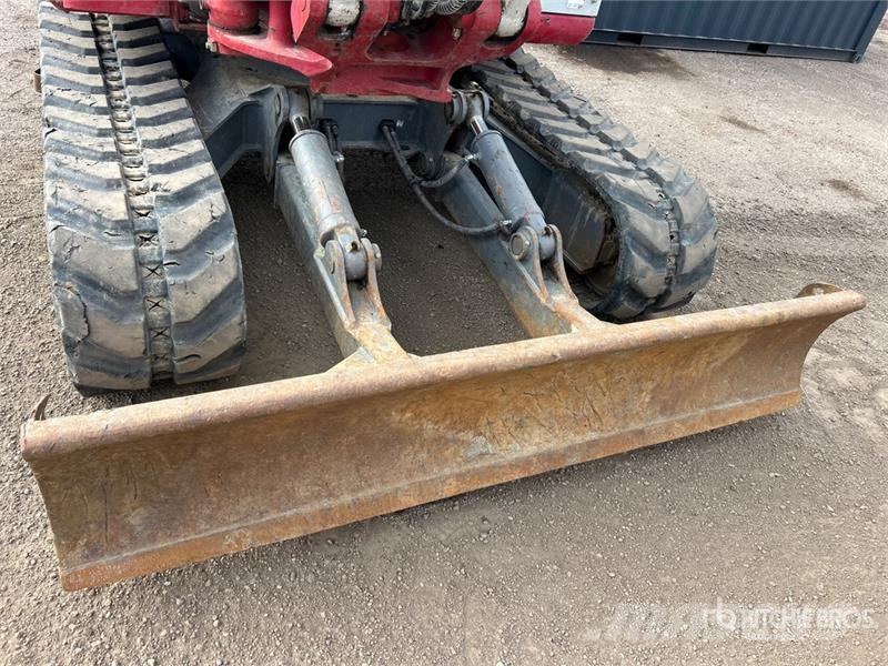 Takeuchi TB2150 Tracked Excavator Гусеничные экскаваторы