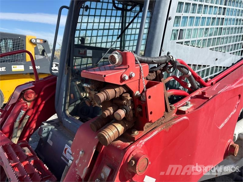 Takeuchi TL12R2 High Flow Electric Compact Track Loader Schrankladers