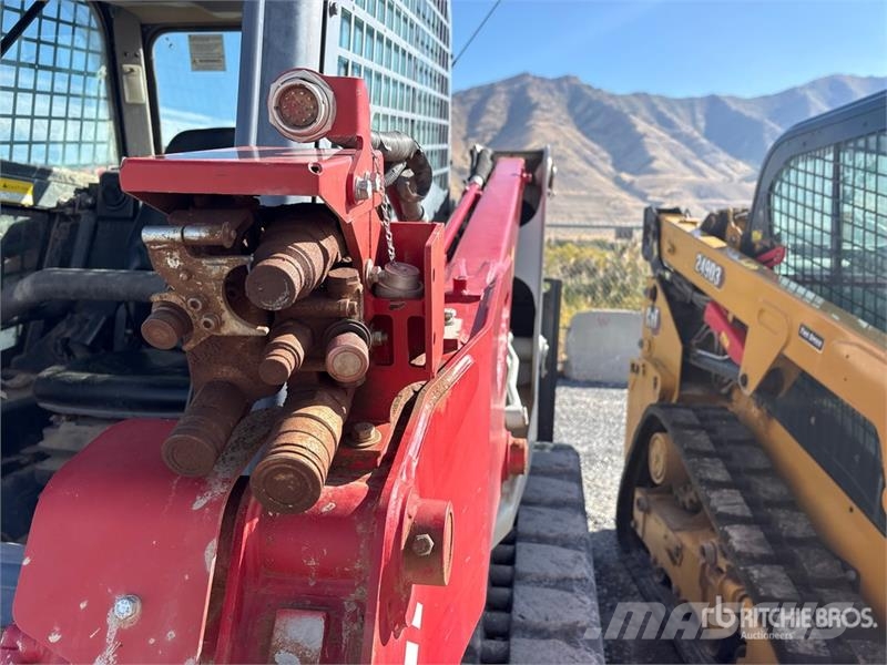 Takeuchi TL12R2 High Flow Electric Compact Track Loader Schrankladers