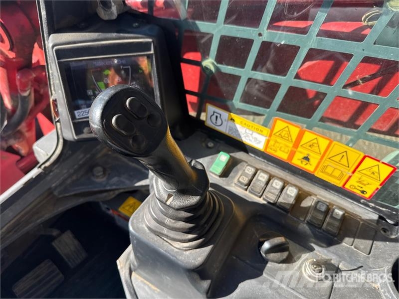Takeuchi TL12V2 Kompaktrakodók
