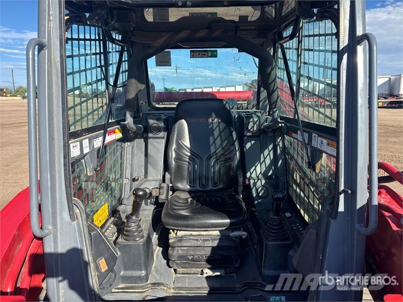 Takeuchi TL12V2 Kompaktrakodók