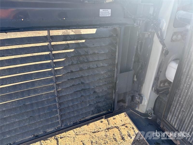 Takeuchi TL12V2 Kompaktrakodók