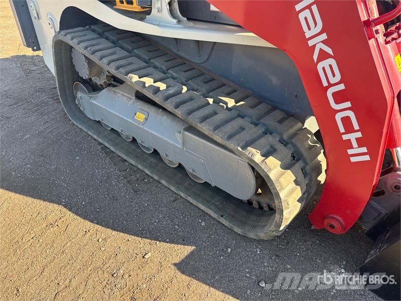 Takeuchi TL12V2 Kompaktrakodók