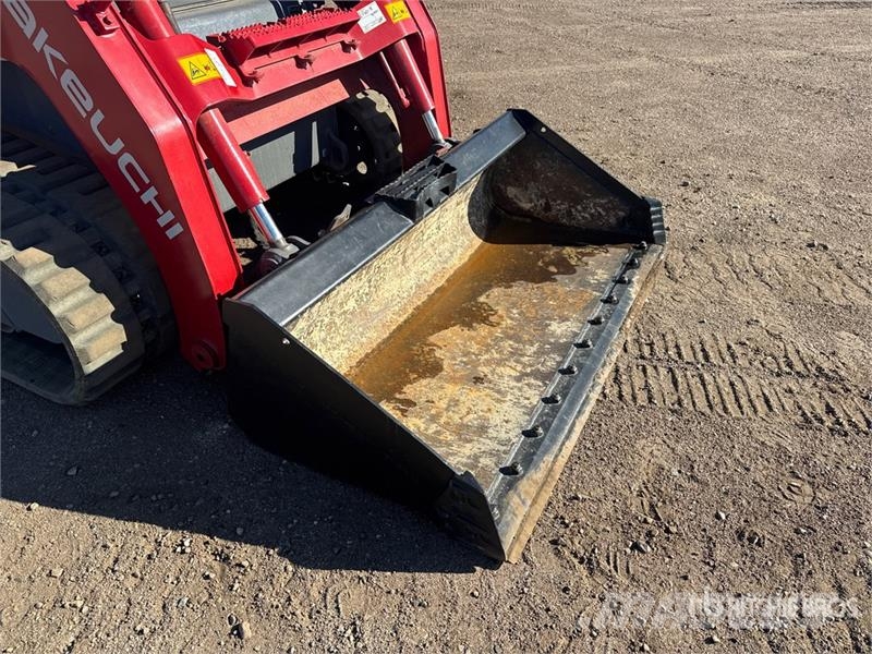 Takeuchi TL12V2 Kompaktrakodók
