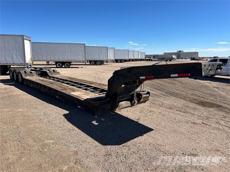 Talbert 50 ton Tri/A Removable Gooseneck Lowboy Trailer لوادر منخفضة