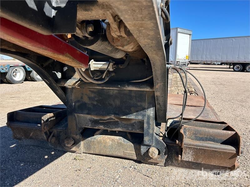 Talbert 50 ton Tri/A Removable Gooseneck Lowboy Trailer لوادر منخفضة