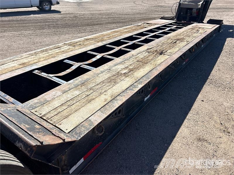 Talbert 50 ton Tri/A Removable Gooseneck Lowboy Trailer لوادر منخفضة