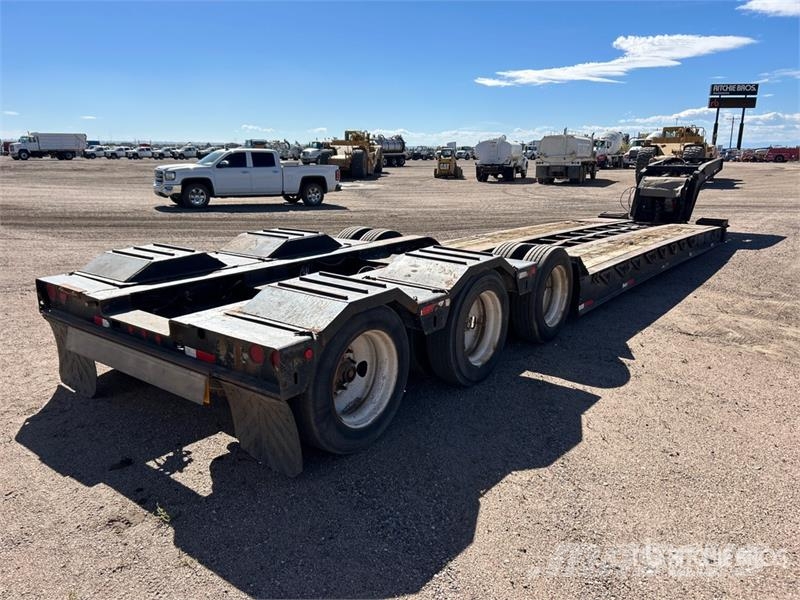 Talbert 50 ton Tri/A Removable Gooseneck Lowboy Trailer لوادر منخفضة
