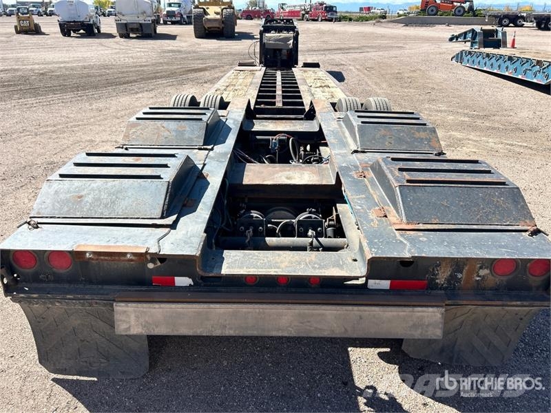 Talbert 50 ton Tri/A Removable Gooseneck Lowboy Trailer لوادر منخفضة