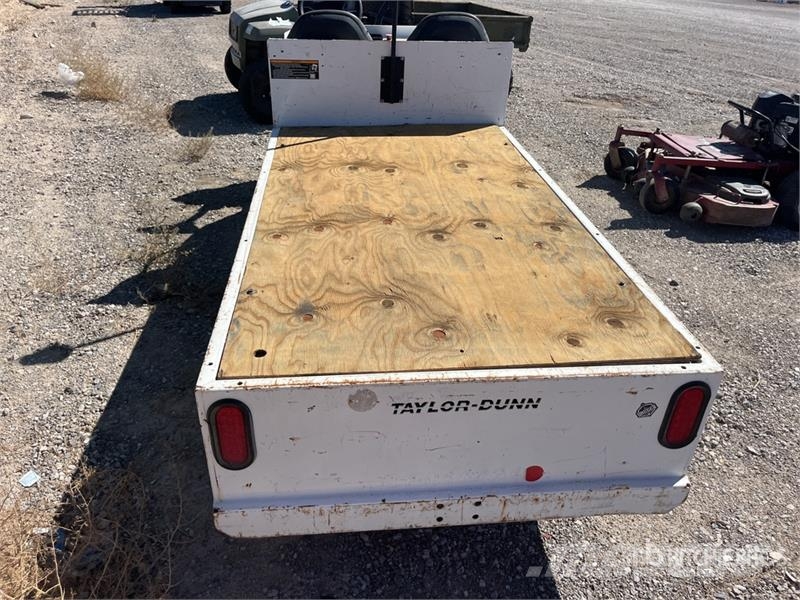 Taylor Dunn Dunn B5-440-36 Electric Utility Cart (Inopera Motoare